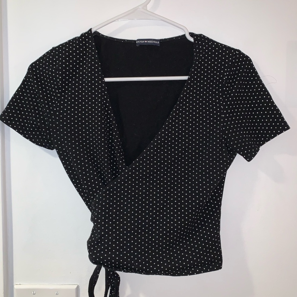 Brandy Melville tied top